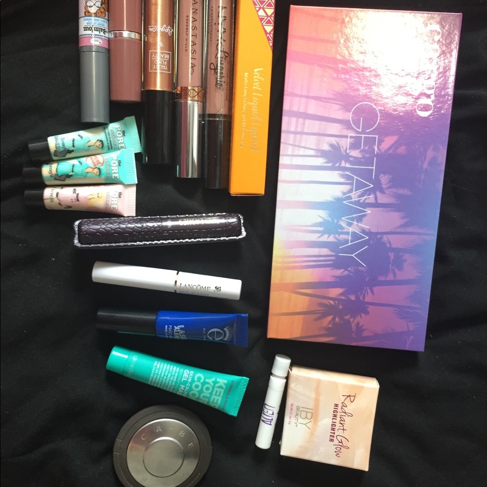 HUGE BEAUTY BOX